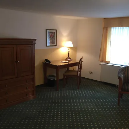 Hotel Herrenhaus Volkse 3*