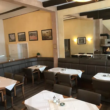 Hotel Herrenhaus Volkse 3*